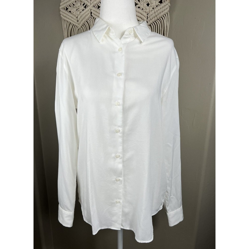 Uniqlo Button Down Shirt Women Small White Long Sleeve Boxy Casual Career Top